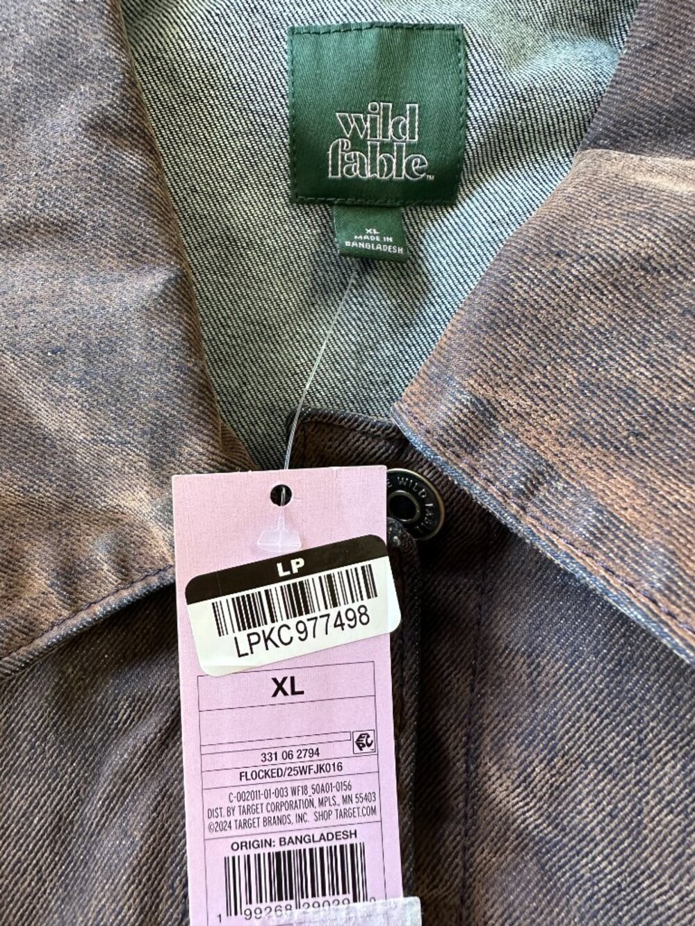 NWT Wild Fable Women's Brown Flocked Distressed Trucker Jacket - Picture 6 of 6